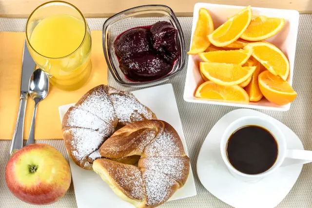 Le petit-déjeuner de la brûlerie — Agrandir